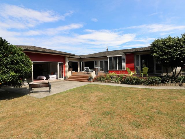35 William Wong Place Carterton