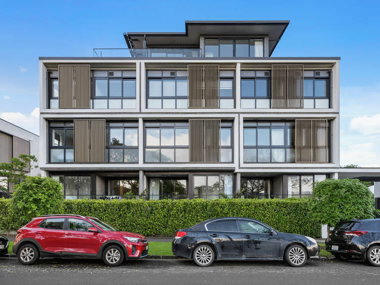 102/9 Walmer Road Point Chevalier