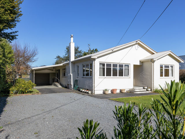 70 Park Road Carterton