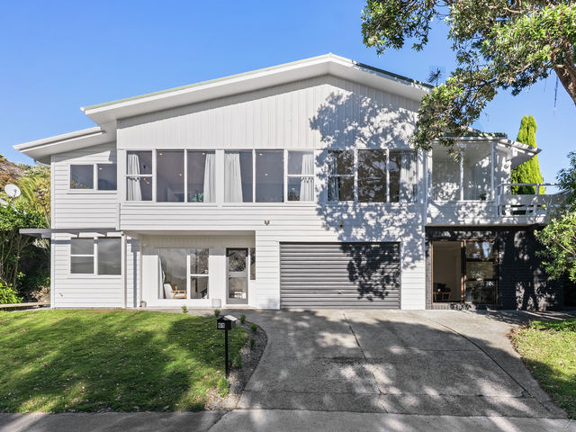 61 Churton Drive Churton Park