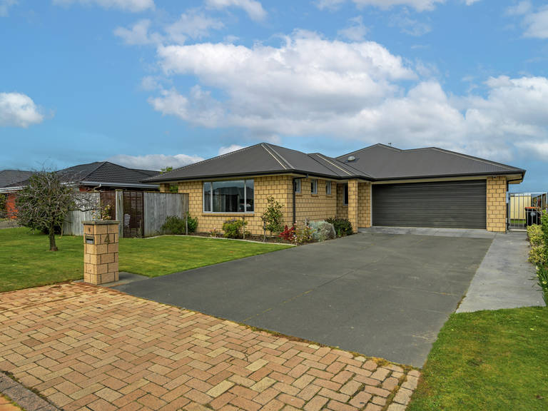 4 Crabapple Close Milson