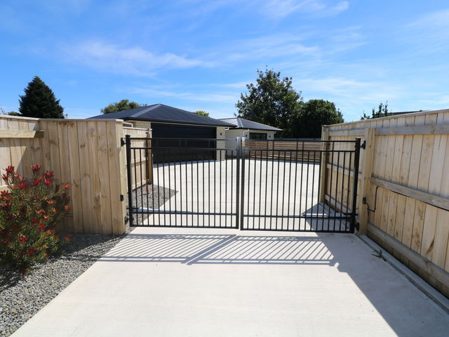 11 Austin Reid Avenue Carterton