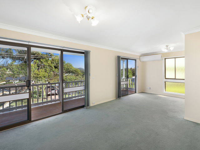 7A Lewis Crescent Forresters Beach