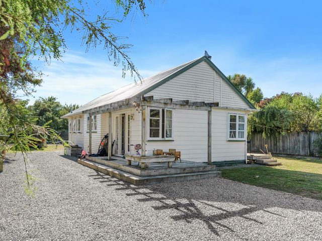 33 Malcolm Street Martinborough