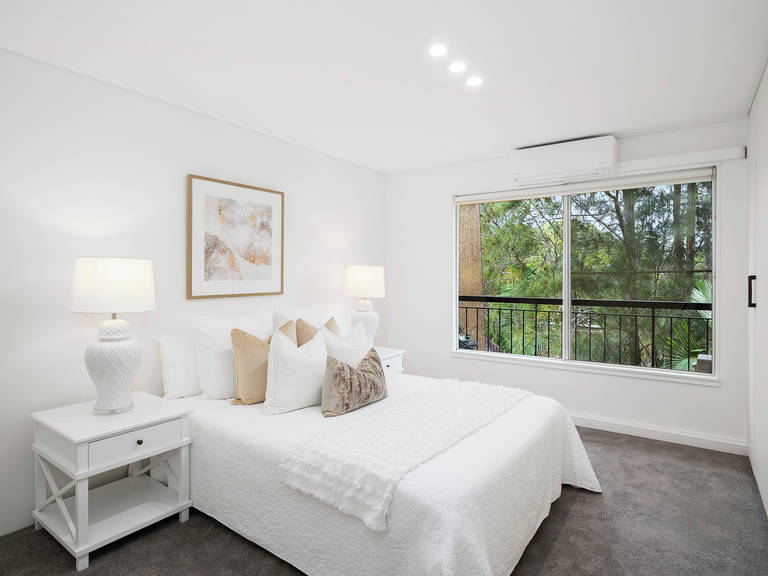 10/300C Burns Bay Road Lane Cove