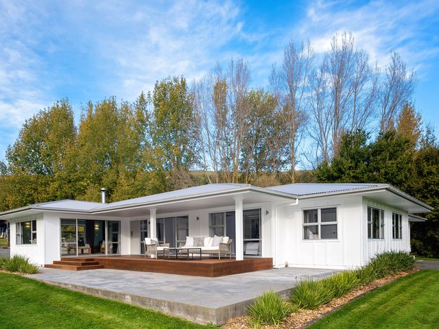 90  Kopaki Bay Road Puketapu, Hastings