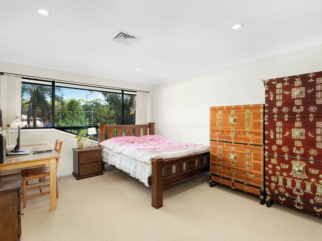 13 Corunna Avenue North Rocks