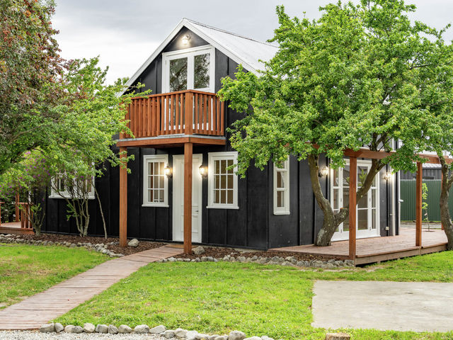 16 Strasbourge Street Martinborough