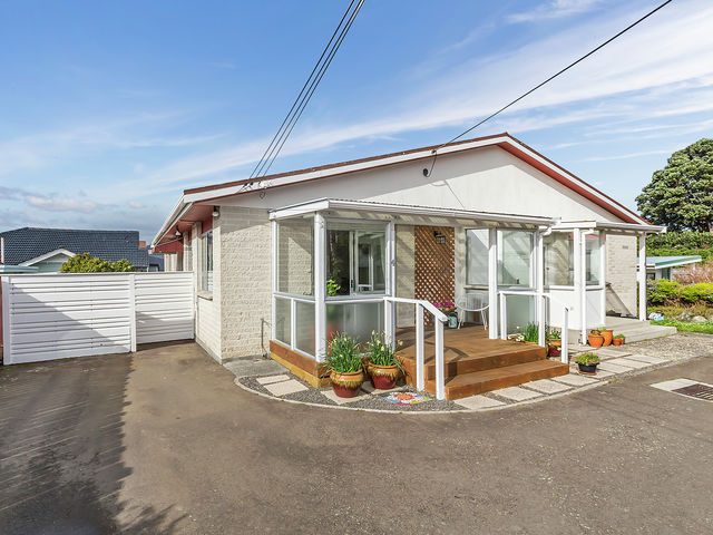 4/35 Inglis Street Seatoun