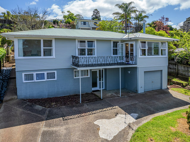 17 McMillan Avenue Te Kamo