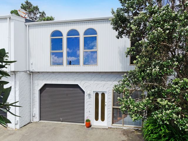 38 Voltaire Street Karori
