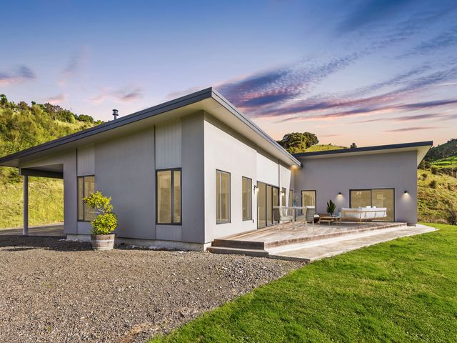12  Lopdell Lane Eskdale, Hastings