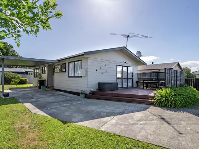 18 Malcolm Street Martinborough