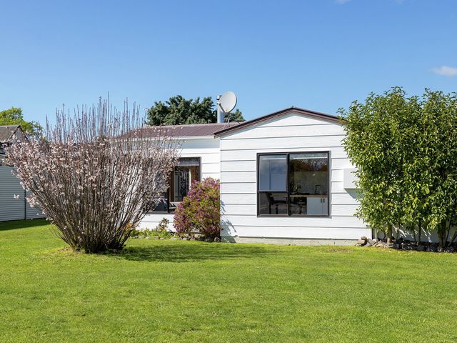 4 Sackville Street Martinborough