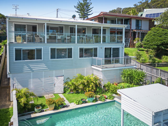 17 Yakaloo Crescent Forresters Beach