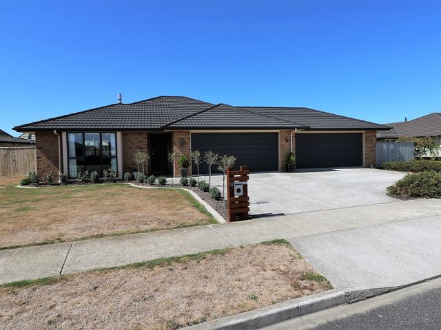 57 Armstrong Avenue Carterton