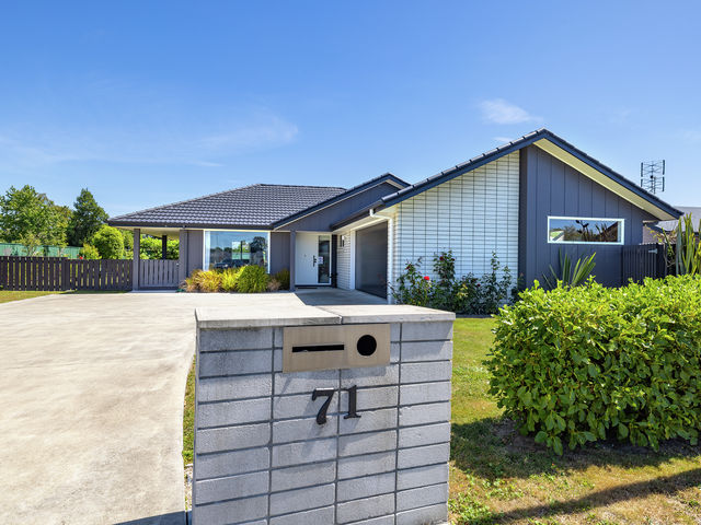 71 Feist Street Carterton