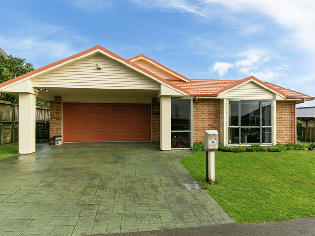 82 Kentwood Drive Woodridge