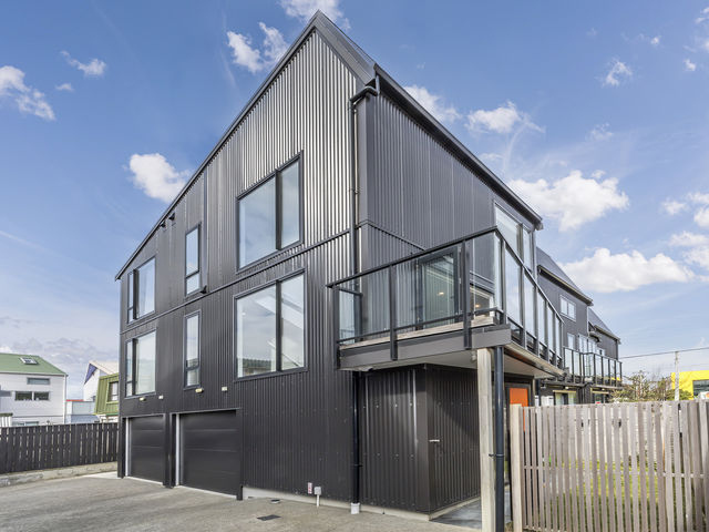4/101 Rongotai Road Kilbirnie