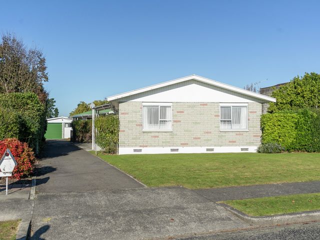 5 Fairbrother Street Carterton