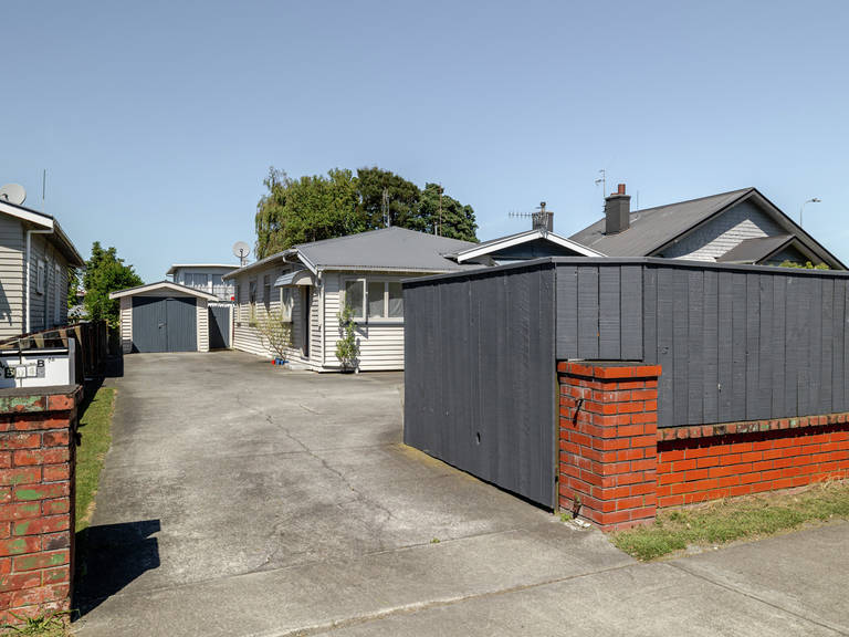 504 Tremaine Avenue Takaro