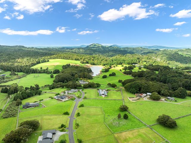 2 Pennyroyal Place Te Kamo