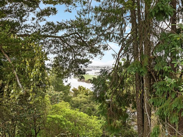 3 The Bluff Riverside