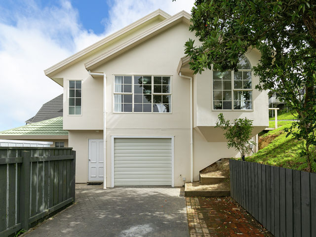 35b Bracken Road Paparangi