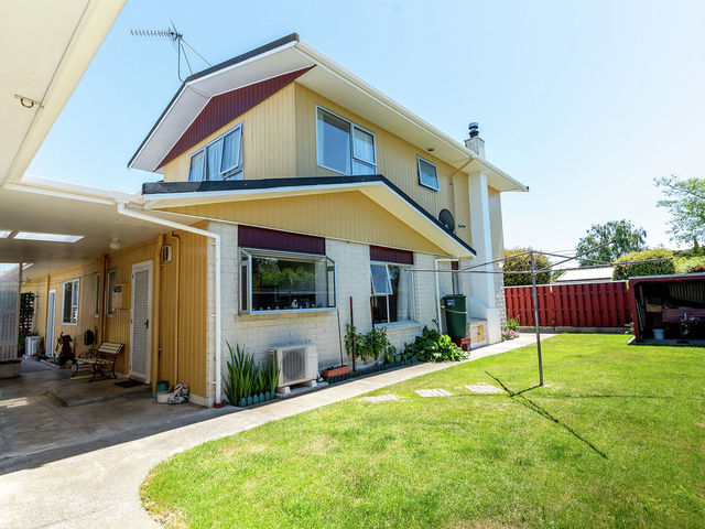 21 Hornsby Street Carterton