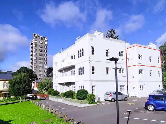 12/4 Oak Park Avenue Te Aro