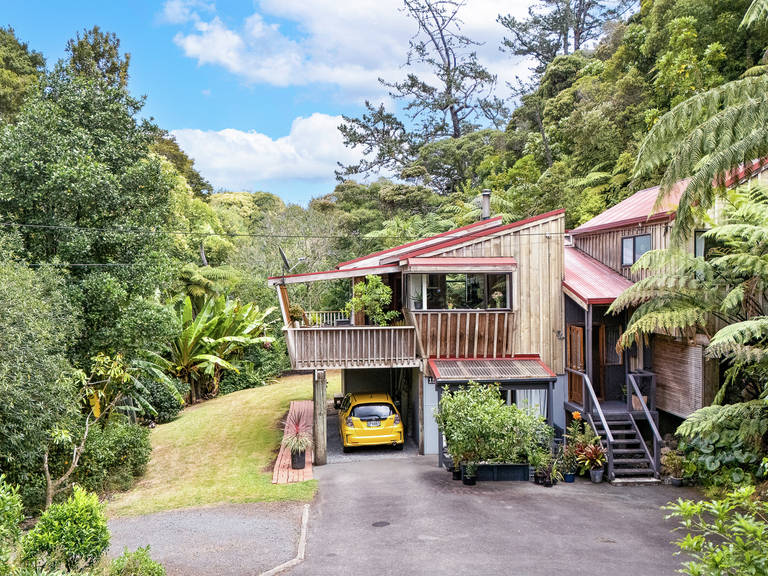15 Whareora Road Kensington