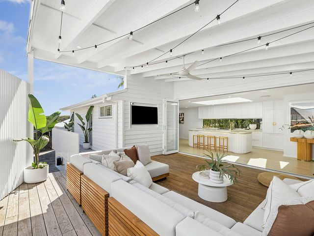 86 Lowanna Avenue Forresters Beach