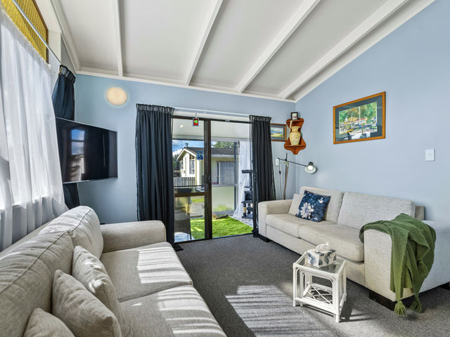 1/341 Kamo Road Whau Valley
