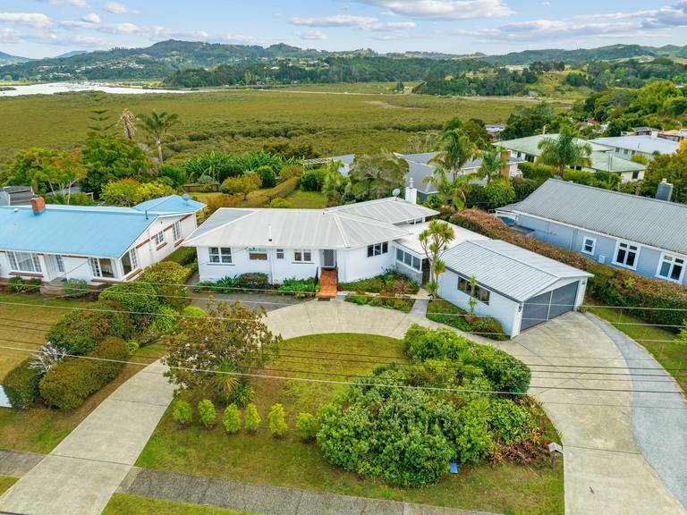 6 George Point Road Onerahi