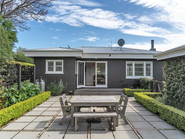 6 Cork Street Martinborough