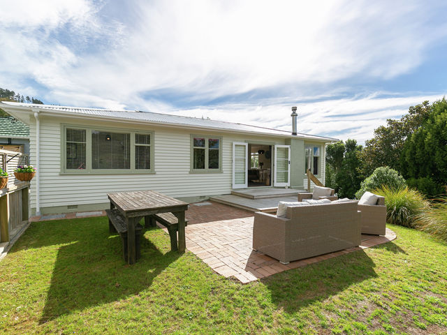 15 Chester Road Tawa