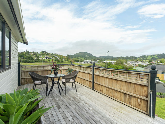 11 Pearce Drive Te Kamo