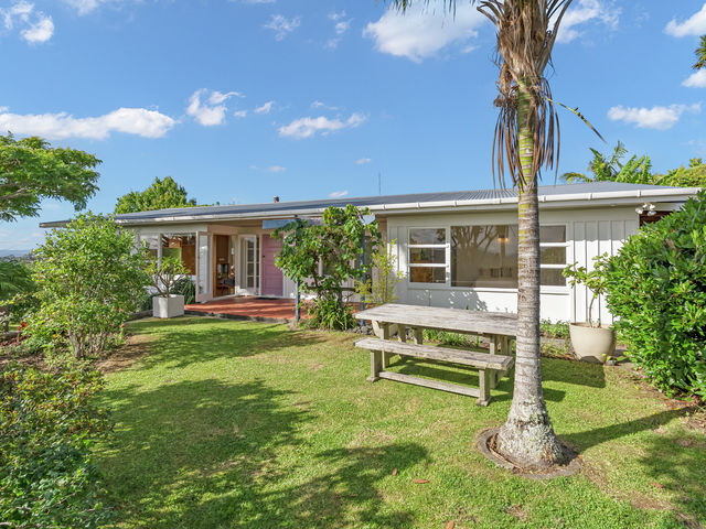 5A Paratai Crescent Woodhill