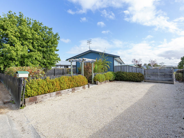 32 Frederick Street Carterton