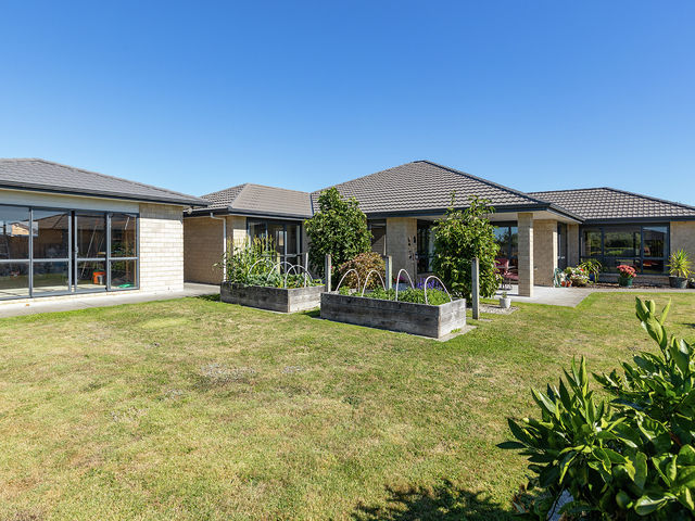 34 Armstrong Avenue Carterton