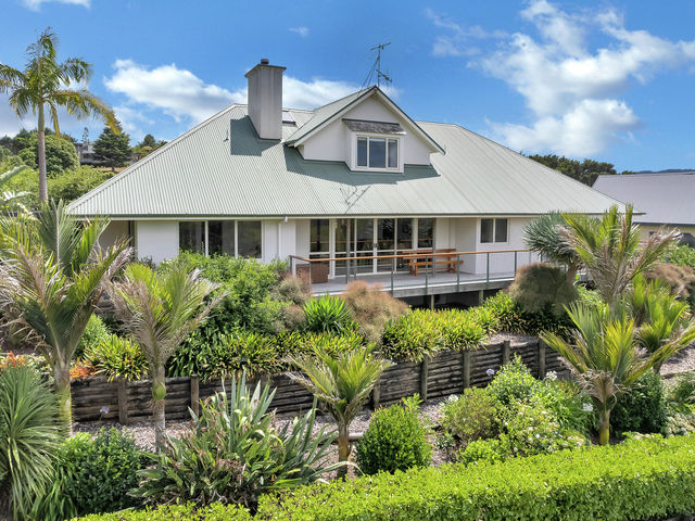 64 Tawhai Place Parahaki