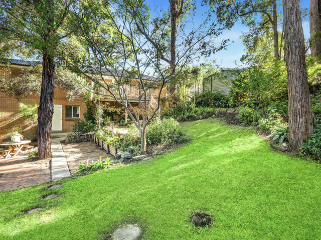 43 Cambridge Avenue North Rocks
