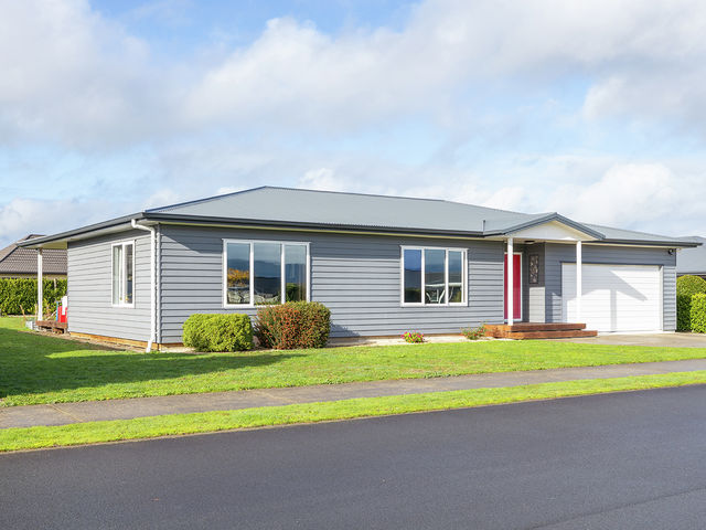 15 Hartley Avenue Carterton