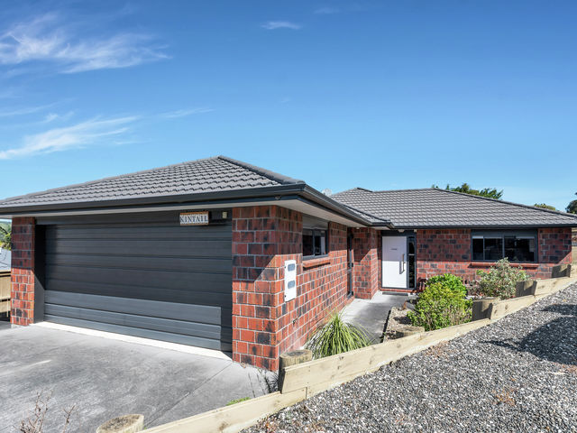 11 Brando Lane Onerahi