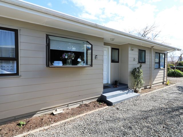 26 Moore Crescent Carterton