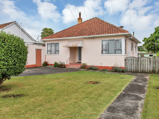 8 Churchill Street Kensington