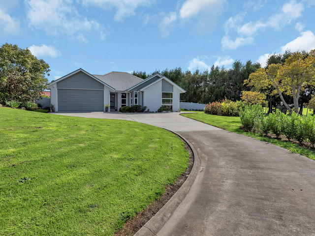 19 Corsair Drive Maungatapere