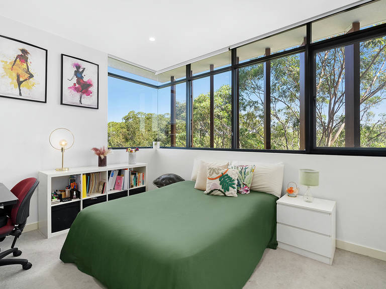 501/10 Waterview Drive Lane Cove