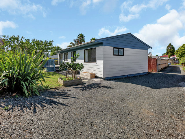 9B Bloomfield Place Onerahi