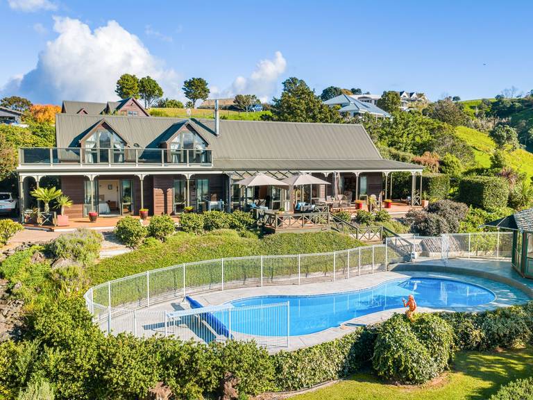 74/71 Manganese Point Road Tamaterau